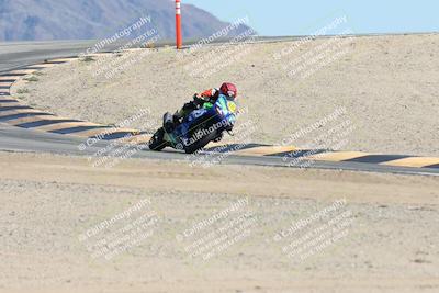 media/Oct-05-2025-CVMA (Sun) [[beeef4f201]]/Race 11-500-400(4)-350 Supersport/